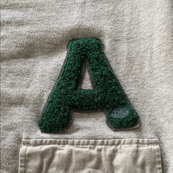 Green and Gray Cardigan Sweater with Textured Fabric - Picture 5 of 7